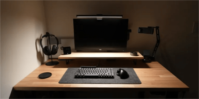 Quntis ScreenLinear HY210 Monitor Light Bar Is Perfect For A Mac Desk Setup