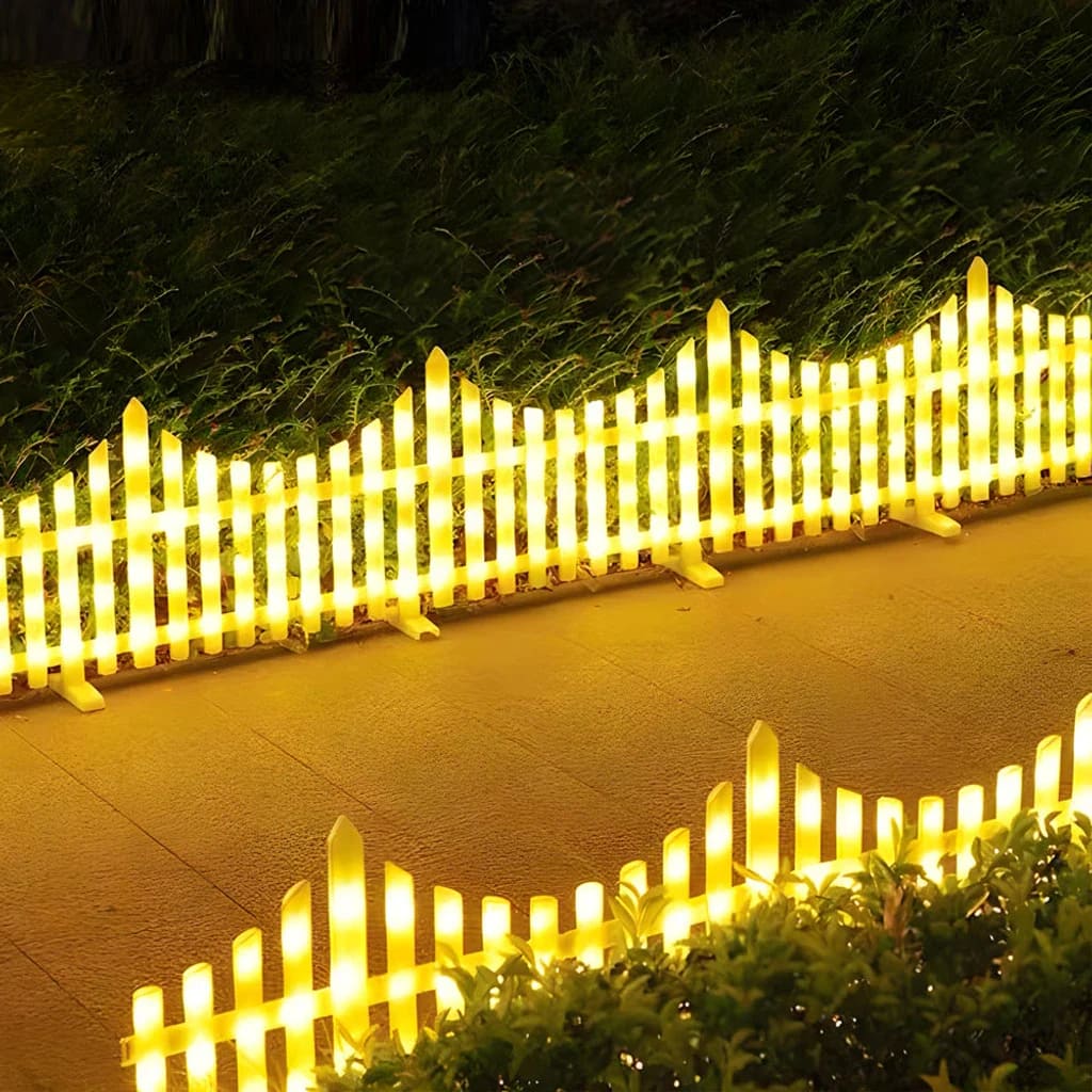 8パック 波形ソーラーLEDクリスマスライト ガーデンフェンス - クリスマス装飾用のライト付き屋外フェンス。クリスマスを明るく照らしましょう。