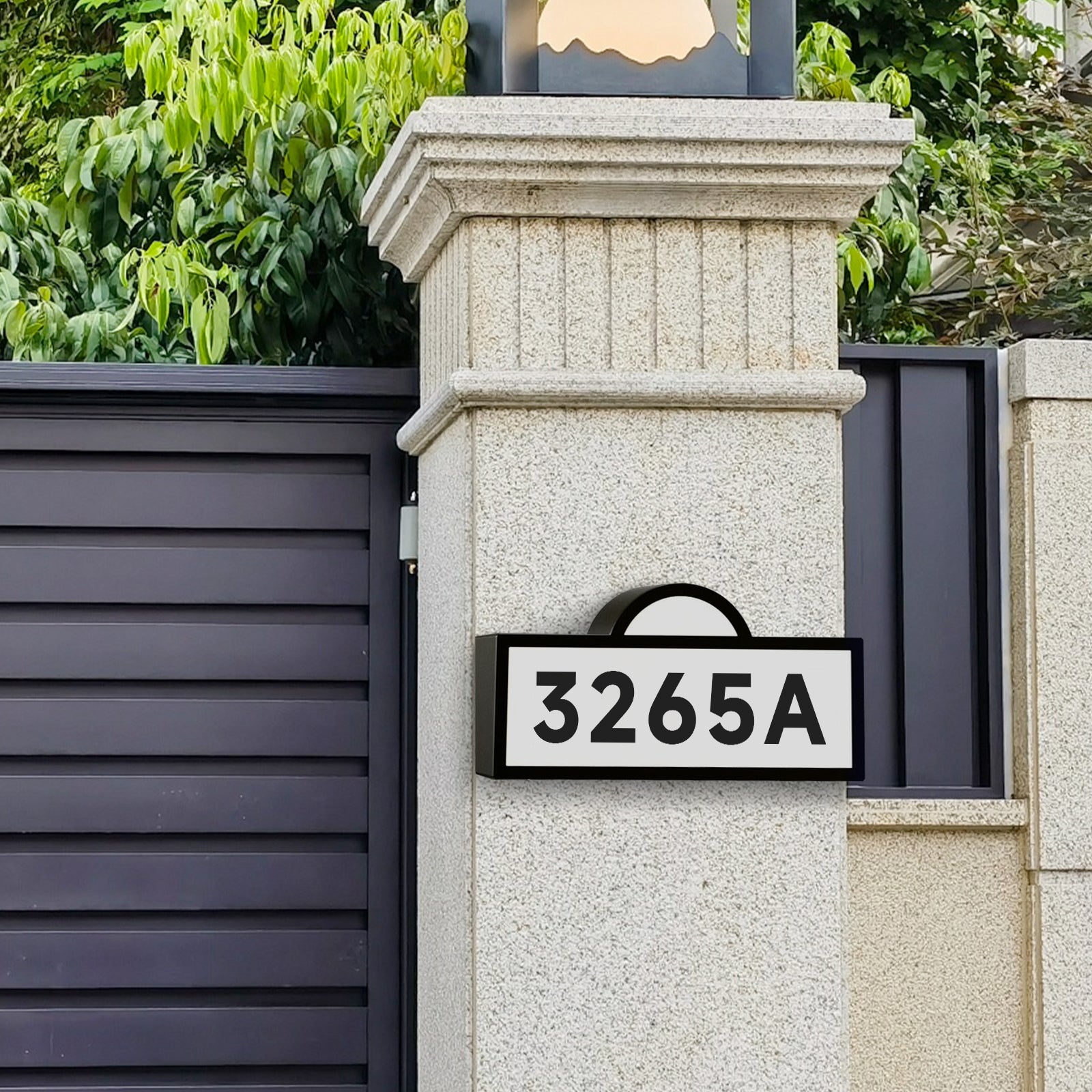 Quntis 防水ソーラー式3色LED照明の住所表示板