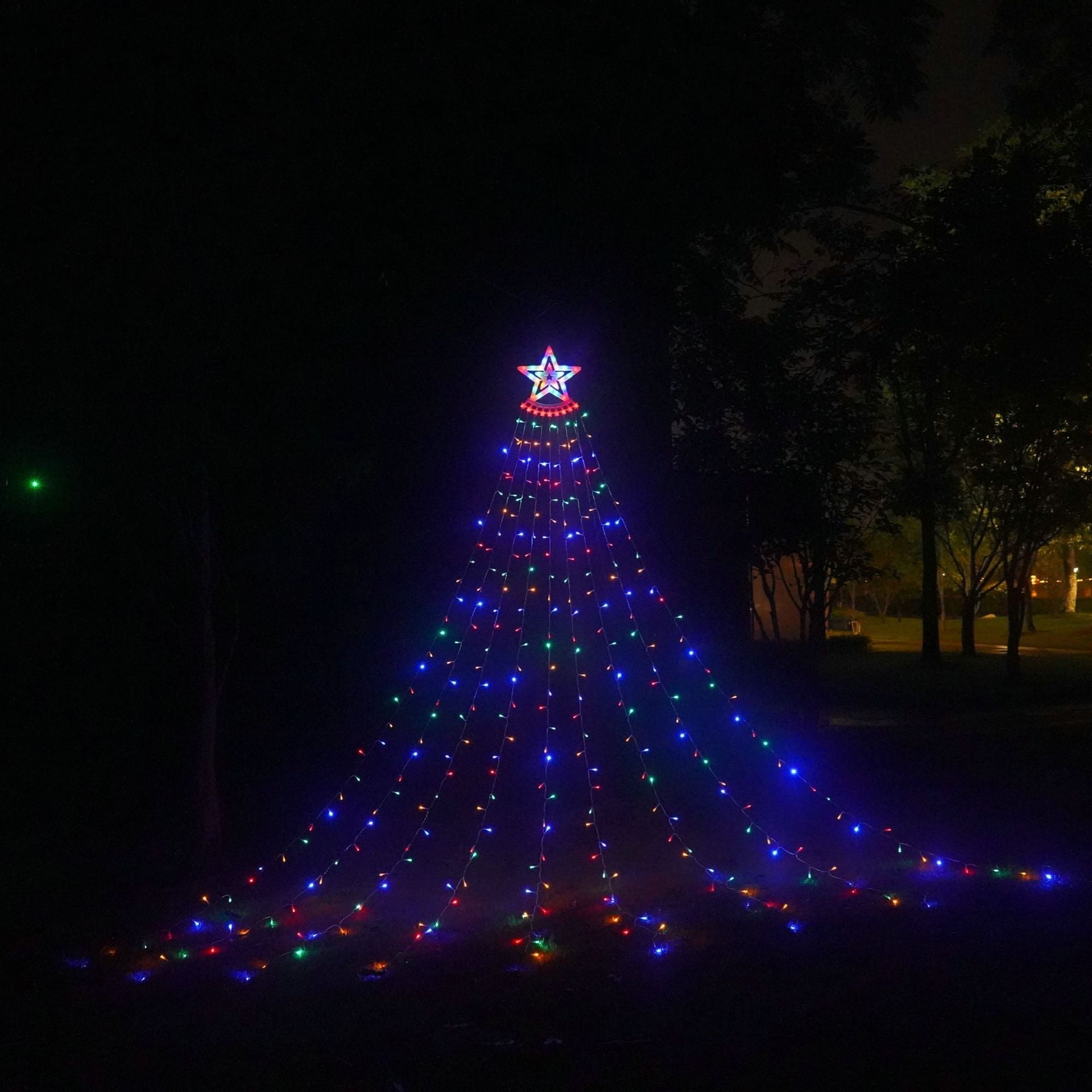 Quntis LED মেটিওর শাওয়ার স্টার ওয়াটারফল লাইটস ¨C IP44 জলরোধী 9-টেইল কমেট স্ট্রিং লাইটস বাগান, লন ও গাছের সাজসজ্জার জন্য