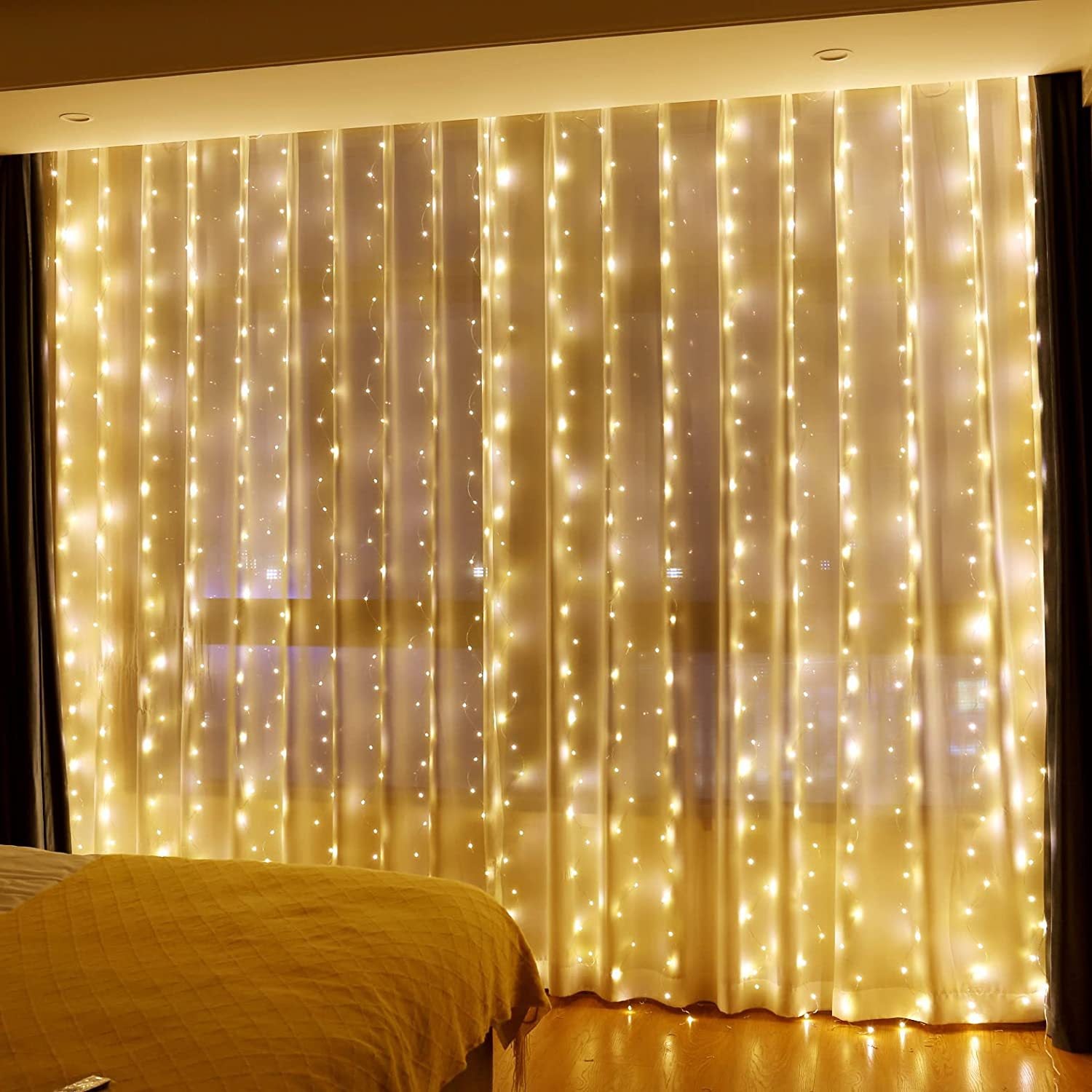 Quntis 3MX3M USB LED Christmas Curtain Lights – Copper Wire String Lights with 8 Functions & Remote Control, Holiday & Party LED Decor, Indoor & Outdoor Christmas Lighting