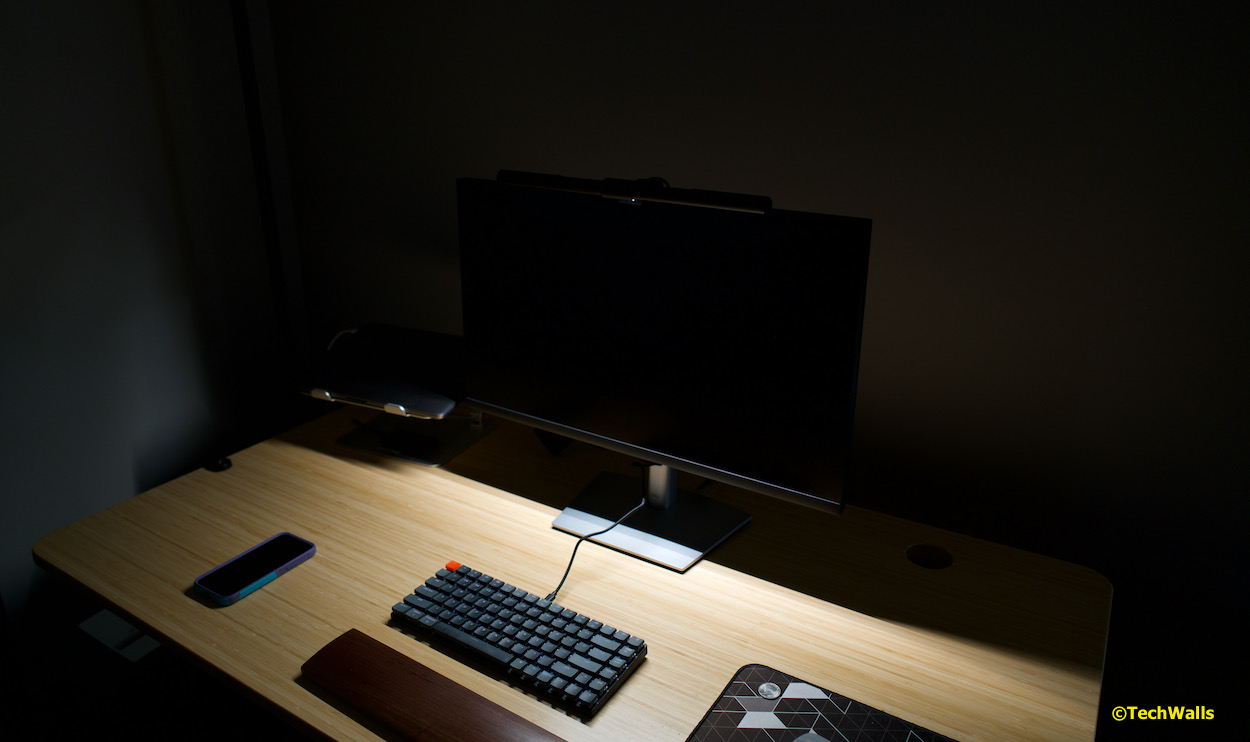 Quntis Computer and Monitor Light Bar Review – Space-Saving Lamp for your Home Office