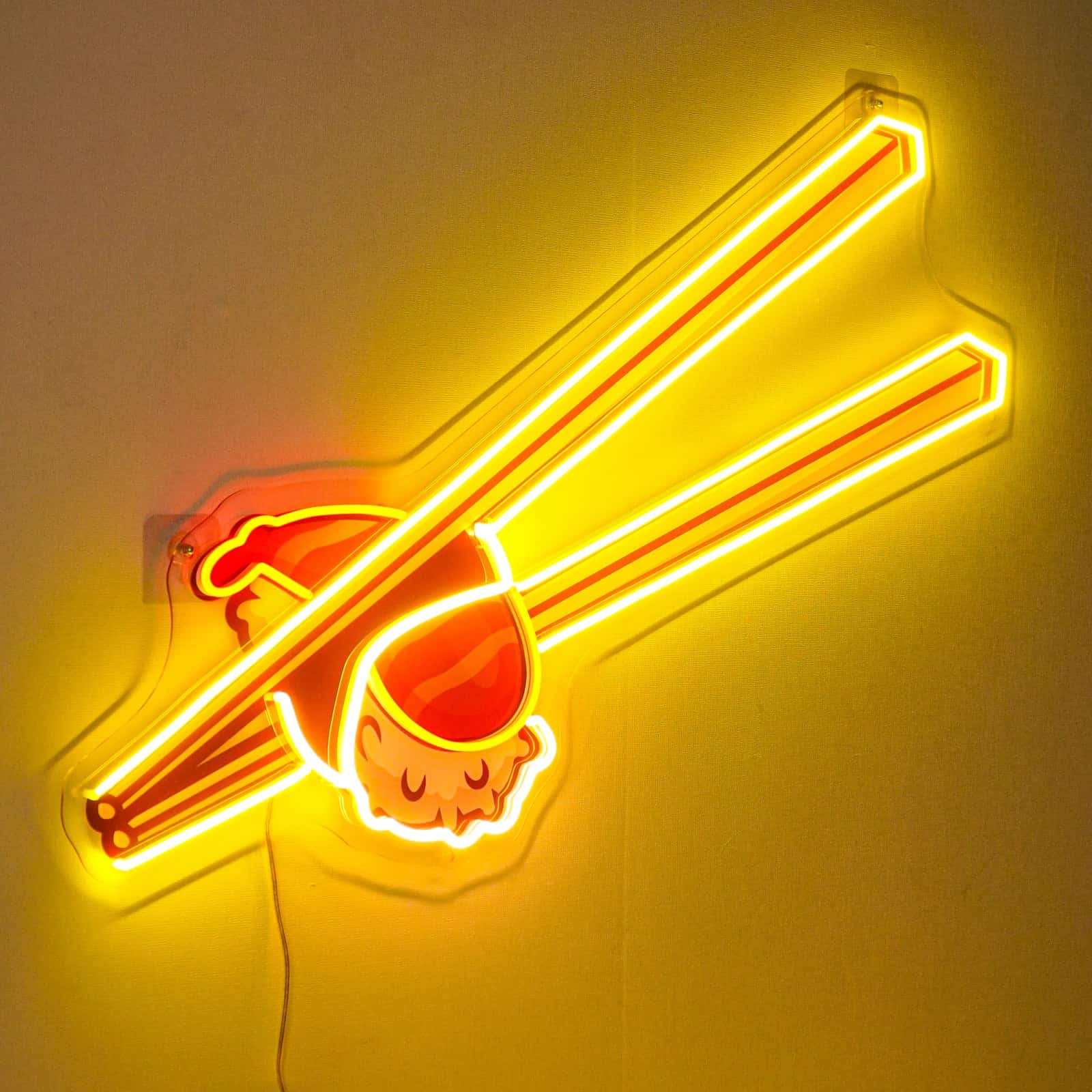 Sushi avec enseigne néon ¨C Art LED rouge et jaune frappant pour des chambres à thème, décoration fantastique et espaces créatifs