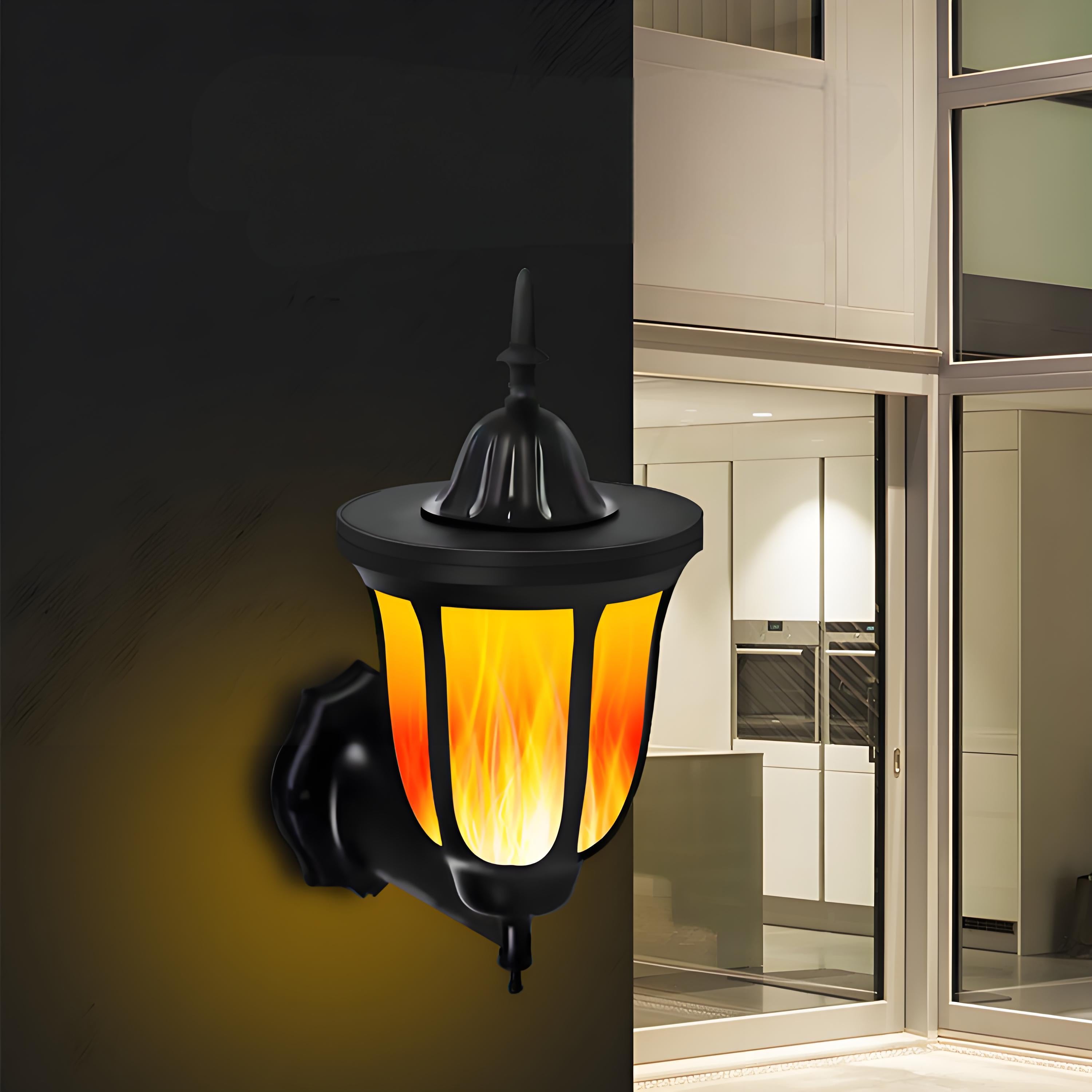 Luminaires muraux à flamme solaire d'extérieur, lumières murales à énergie solaire, lumières LED à flamme vacillante avec allumage/extinction automatique, lumières suspendues étanches pour garage