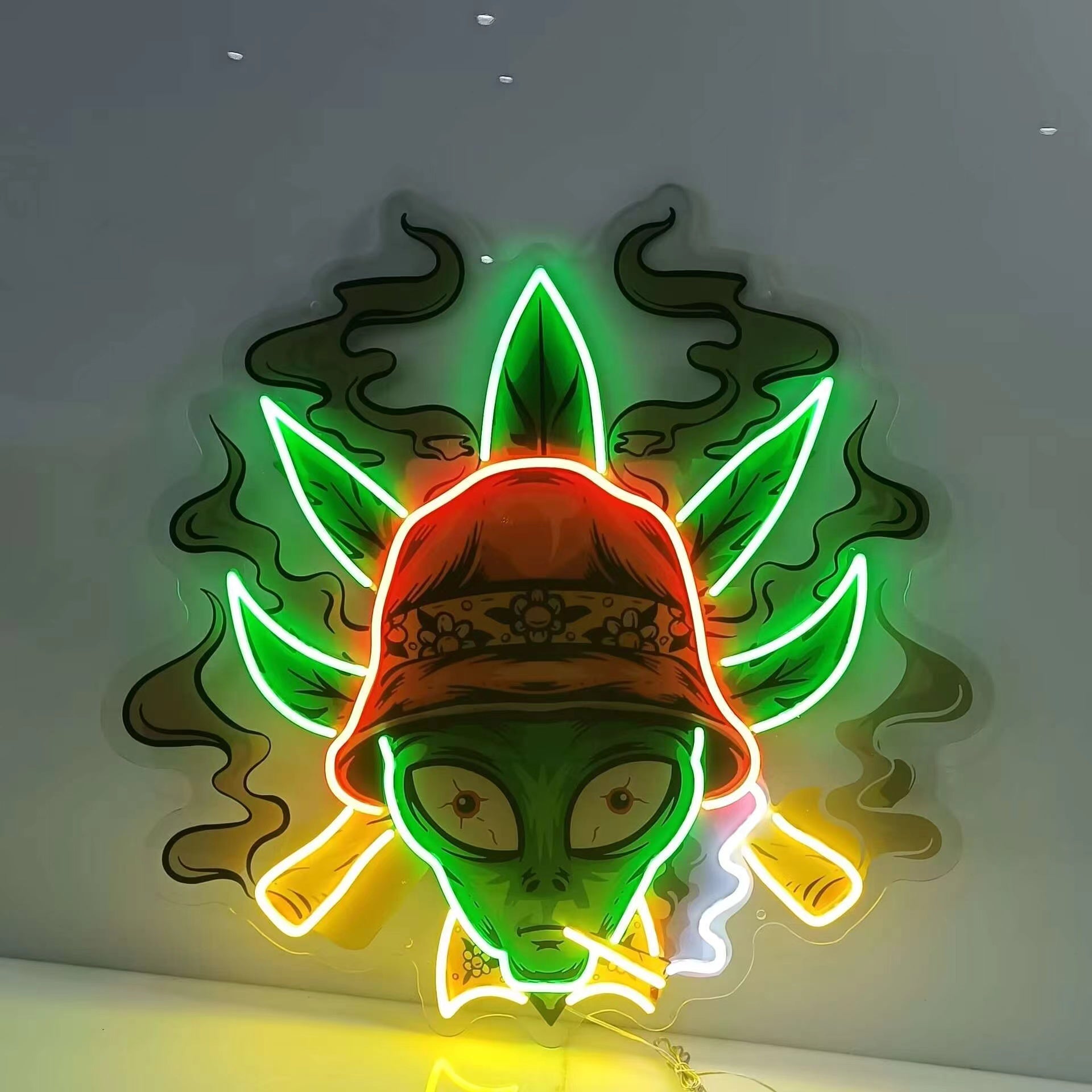 Smoking Alien LED Neon Sign – Trippy Pop Art Wall Light with Weed Leaf Design for Game Room, Bar, or Man Cave Decor