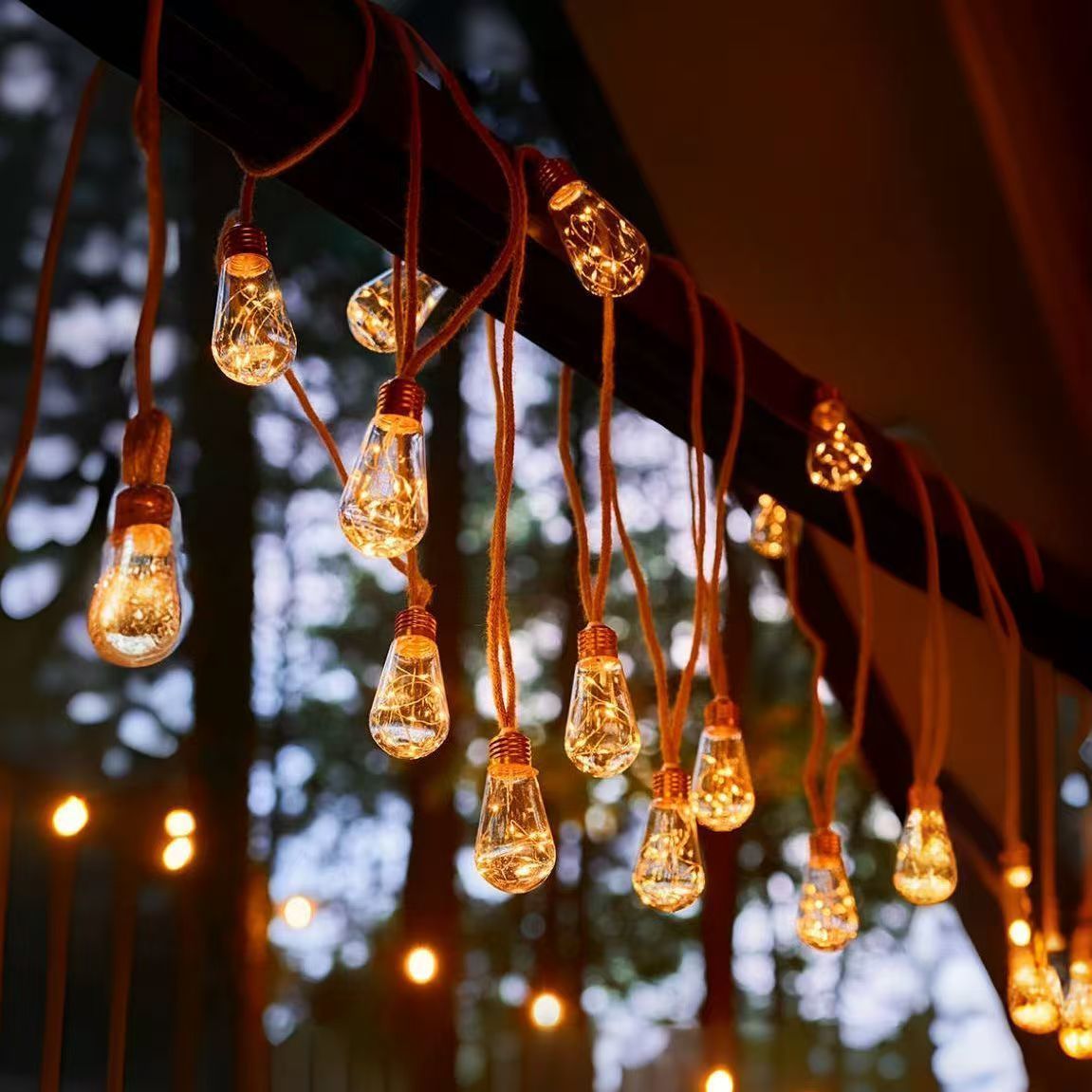 Solar & USB Warmwhite Dual Powered Rope String Lights – 8.3M Waterproof Outdoor Fairy Lights with 16 Vintage Warm White Bulbs, Copper Wire Globe Lights for Camping, Patio, Garden, and Christmas Decor