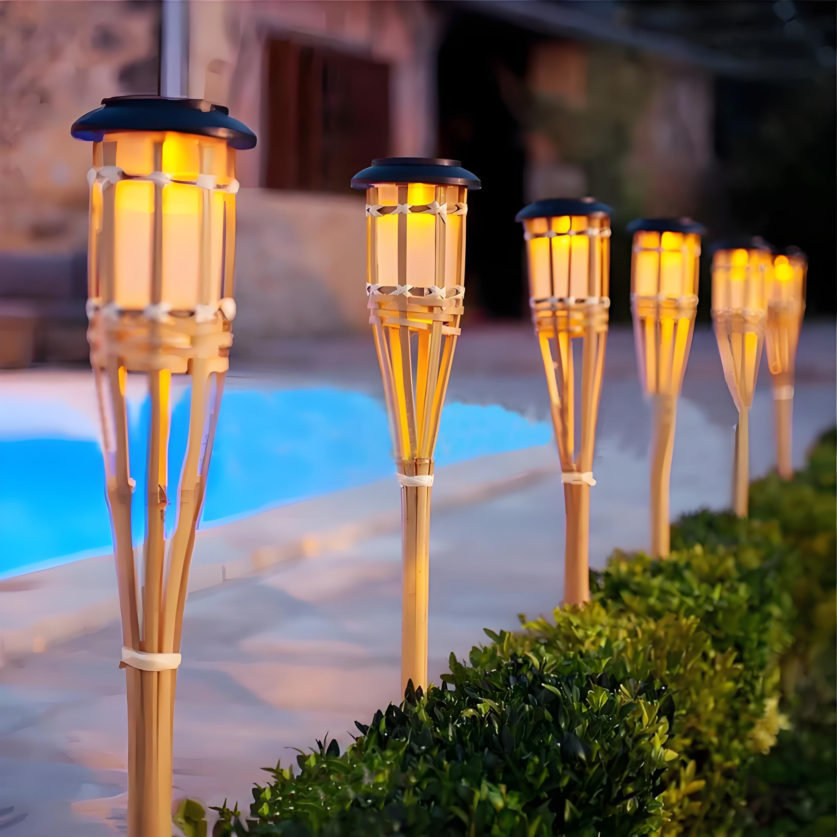 Luci solari da esterno a fiamma tremolante, Decorazioni da esterno per patio, sentiero e giardino